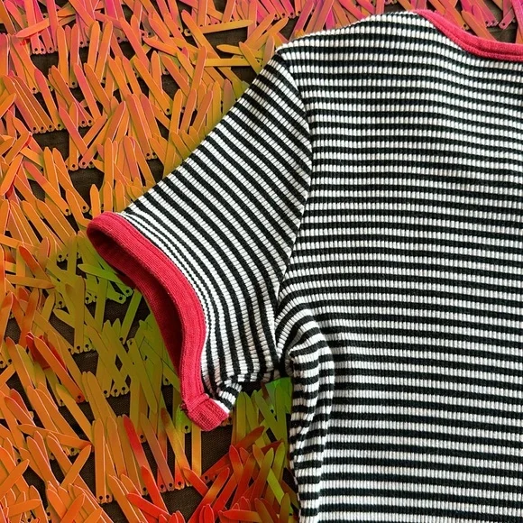 DIVIDED H&M Black & White Striped Baby doll T-Shirt - Picture 7 of 9